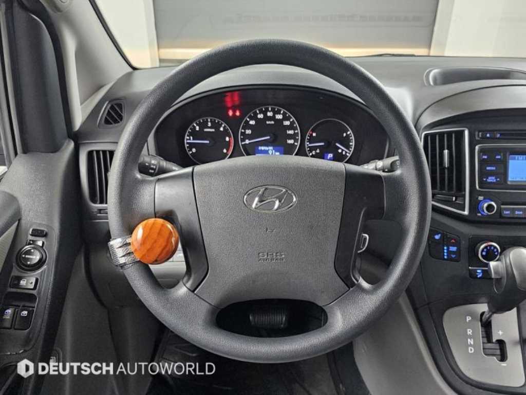 HYUNDAI Starex 2017 Gris - Importación desde Corea - HF Imports Iquique - Foto 13