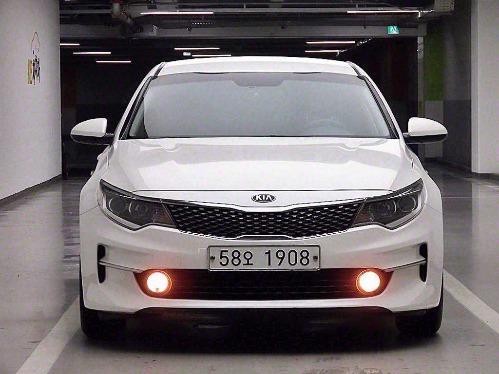 KIA K5 - Vista 2