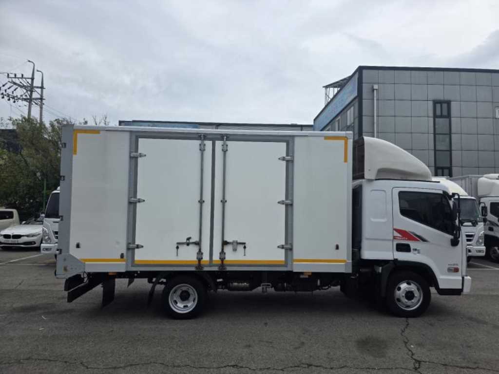 medium and large cargo Cargo - Vista 7