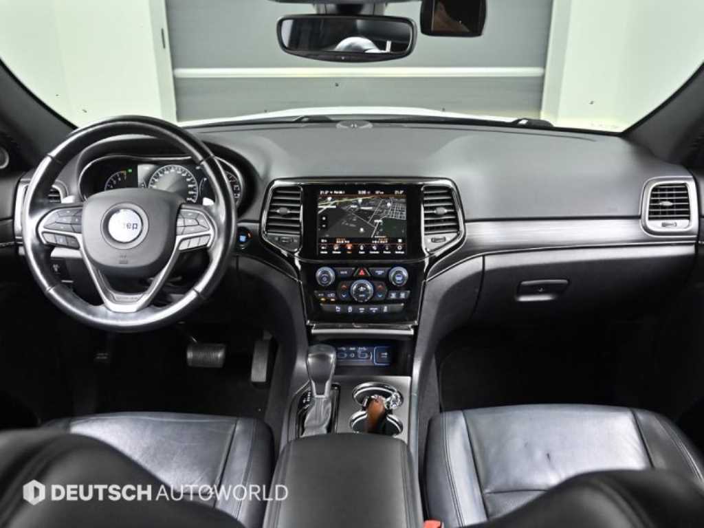 Jeep Cherokee - Vista 7