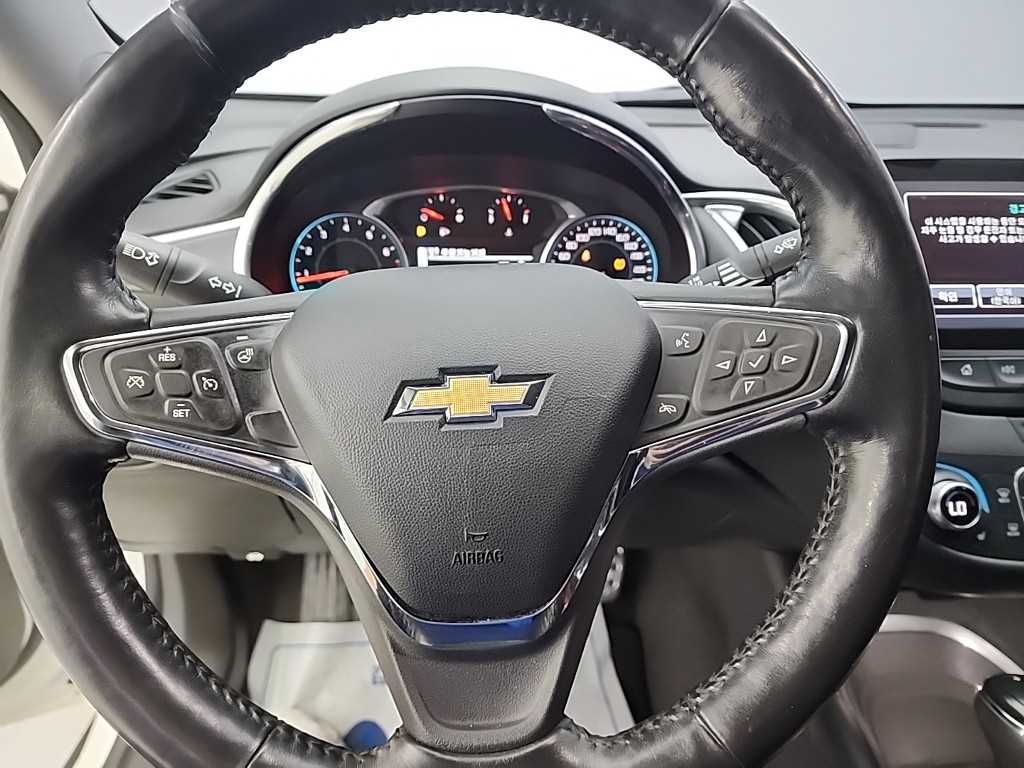 Chevrolet Malibu - Vista 9