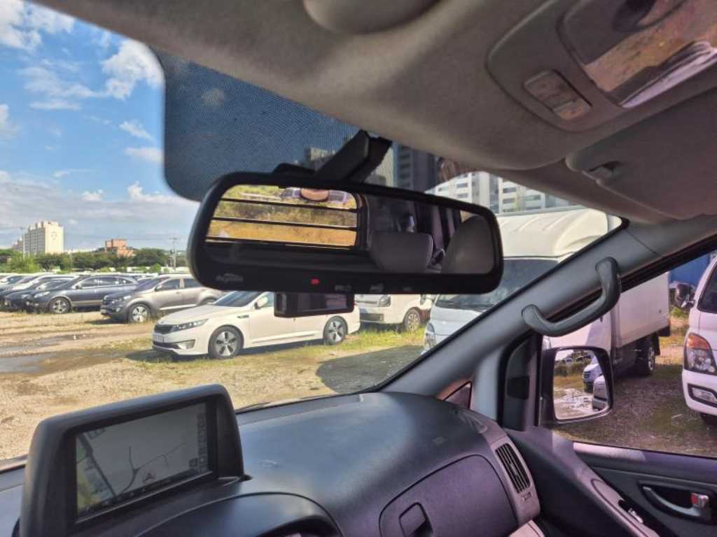 HYUNDAI Starex 2015 - Importación desde Corea - HF Imports Iquique - Foto 14