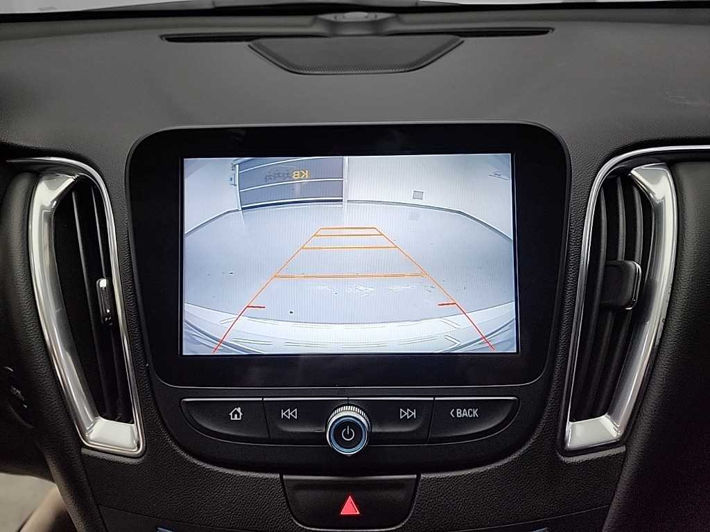 Chevrolet Malibu 2017 Blanco - Importación desde Corea - HF Imports Iquique - Foto 15