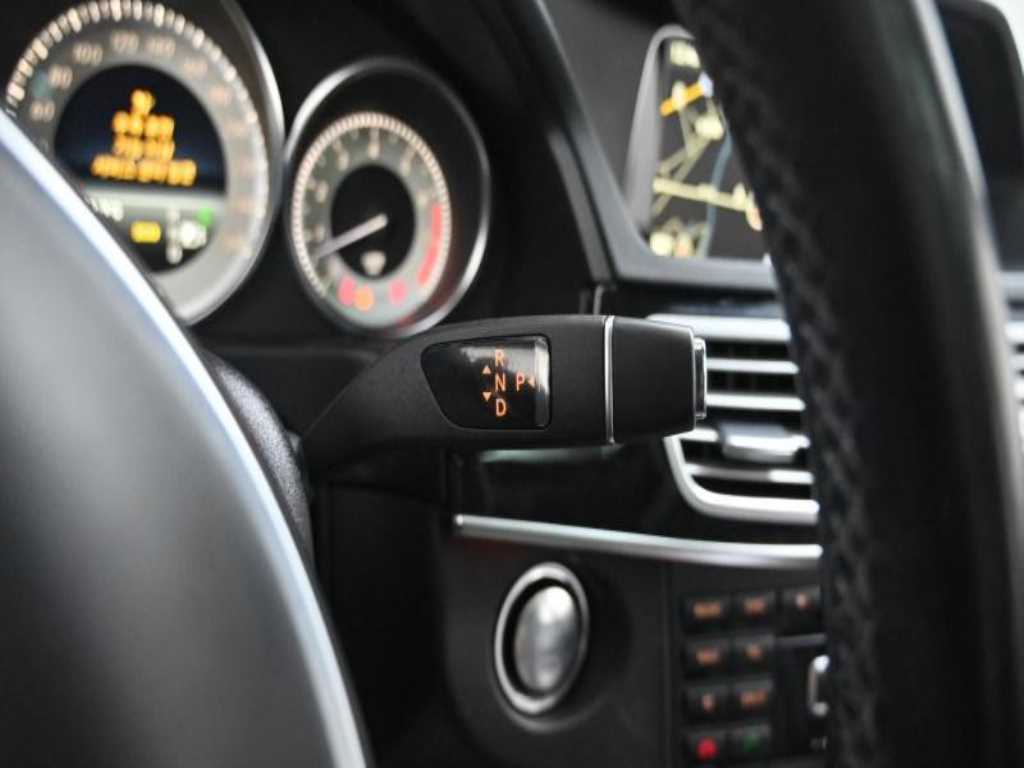 Mercedes Benz E class - Vista 9