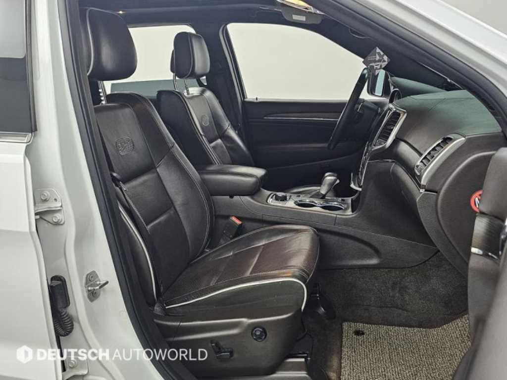 Jeep Cherokee - Vista 10