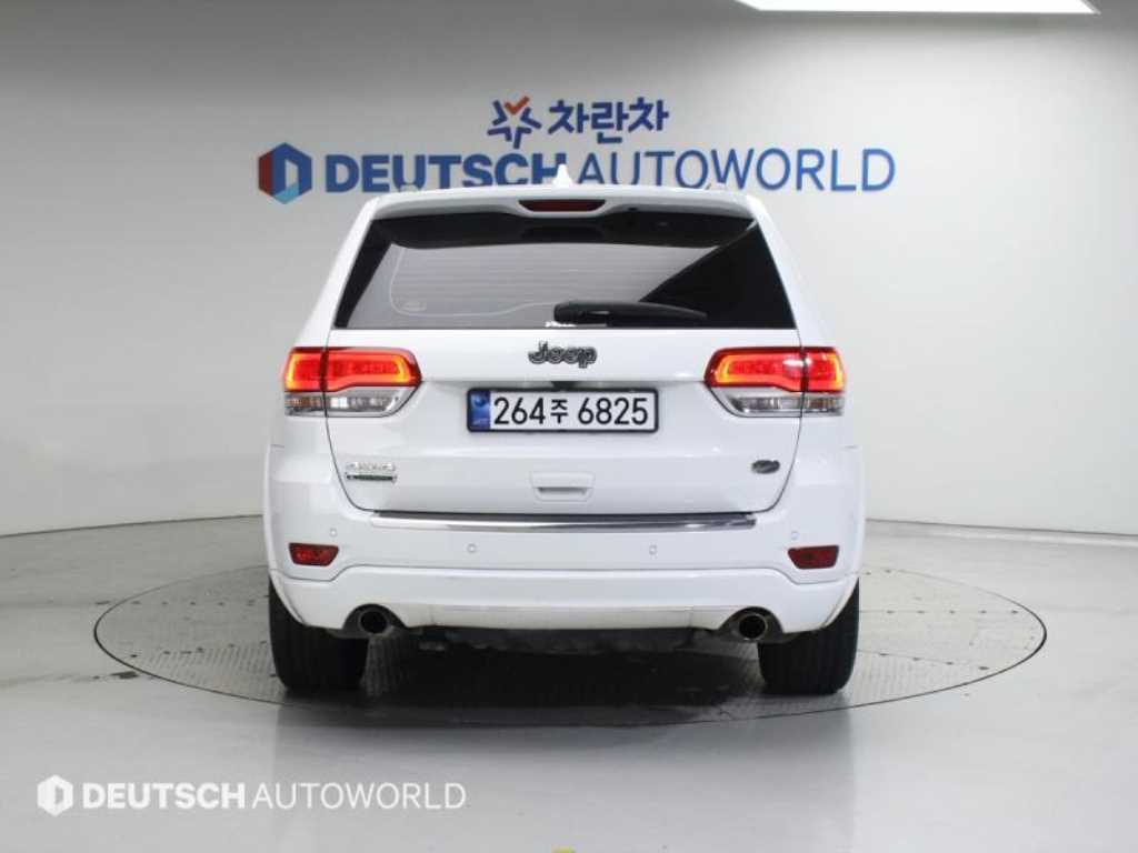 Jeep Cherokee - Vista 4