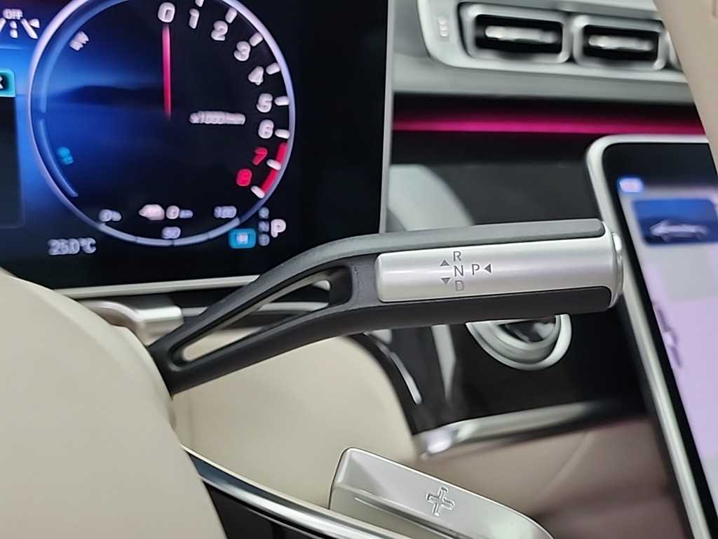 Mercedes Benz S Class - Vista 8