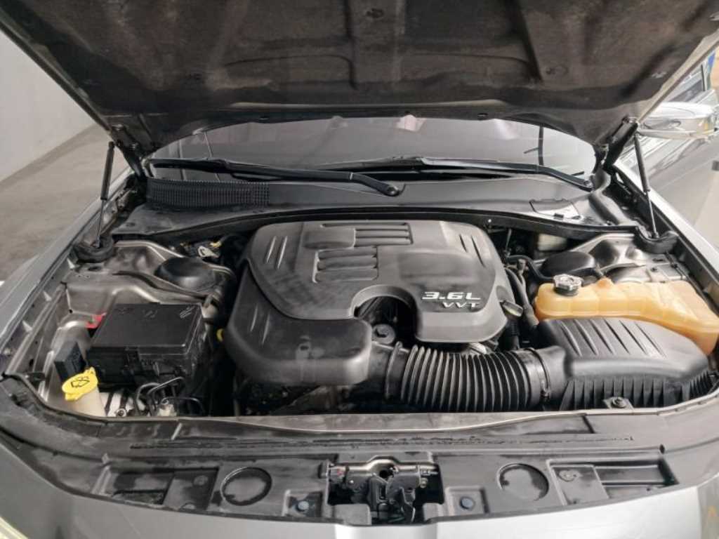 Chrysler 300C 2011 Gris - Importación desde Corea - HF Imports Iquique - Foto 19