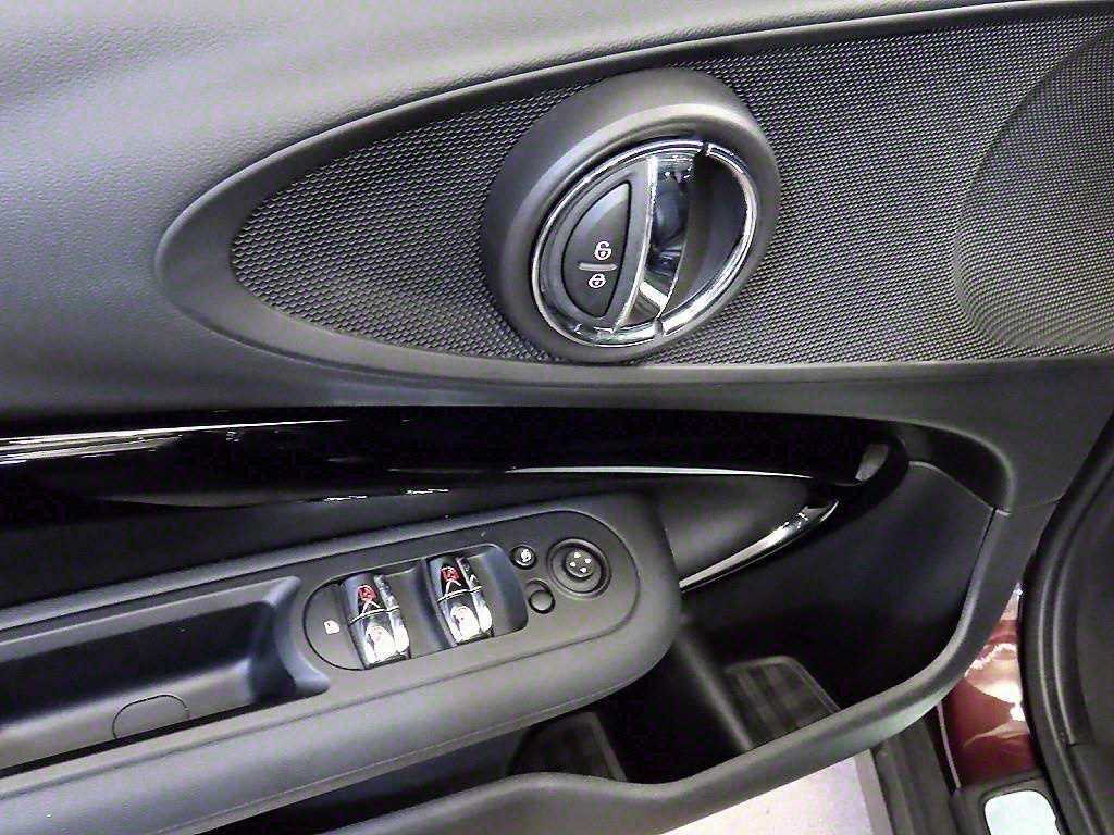 Mini Clubman 2016 Rojo - Importación desde Corea - HF Imports Iquique - Foto 16