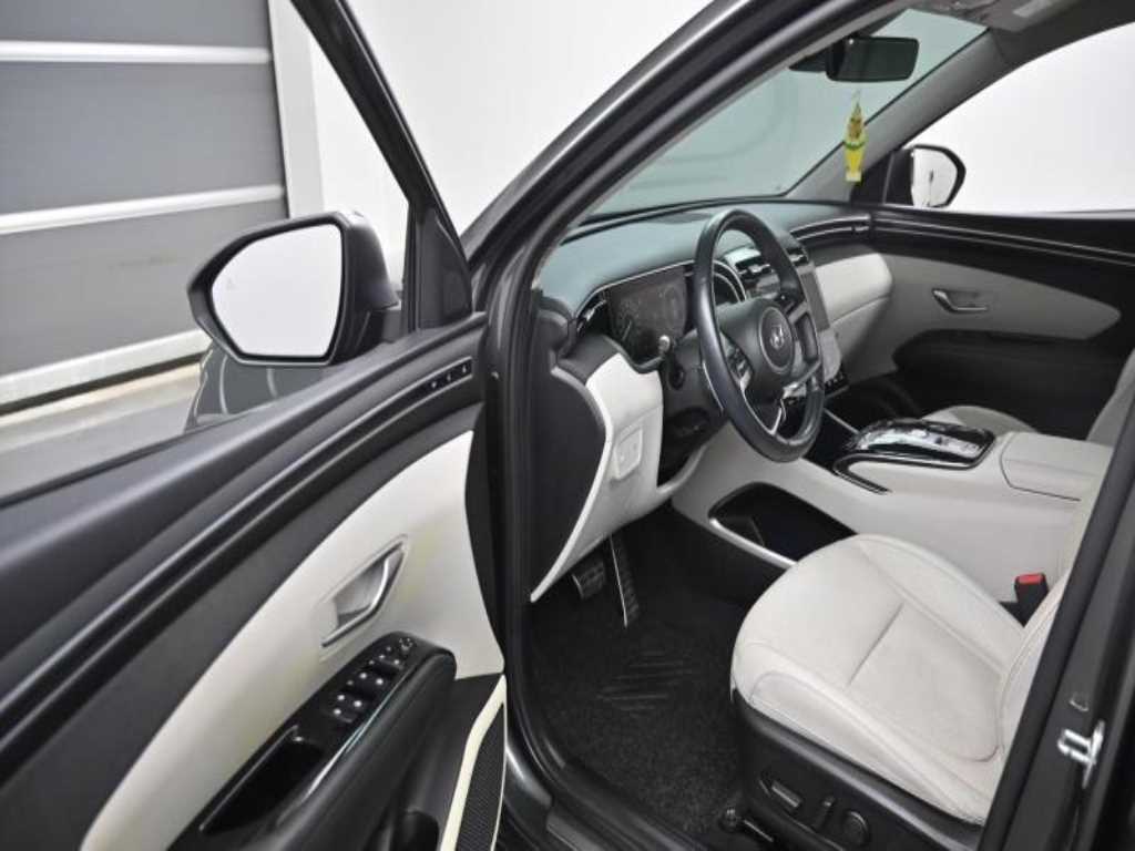 HYUNDAI Tucson - Vista 10