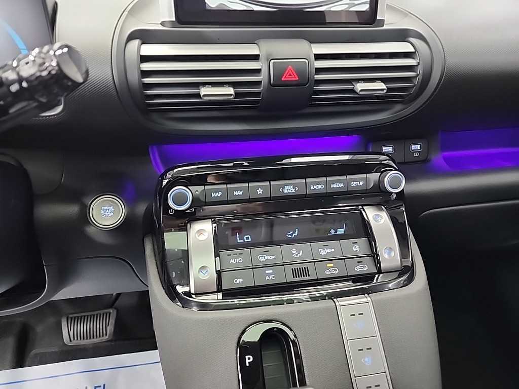 HYUNDAI Casper - Vista 10