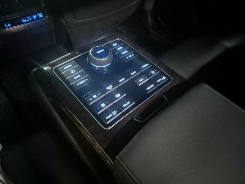 HYUNDAI Equus 2015 Plateado - Importación desde Corea - HF Imports Iquique - Foto 14