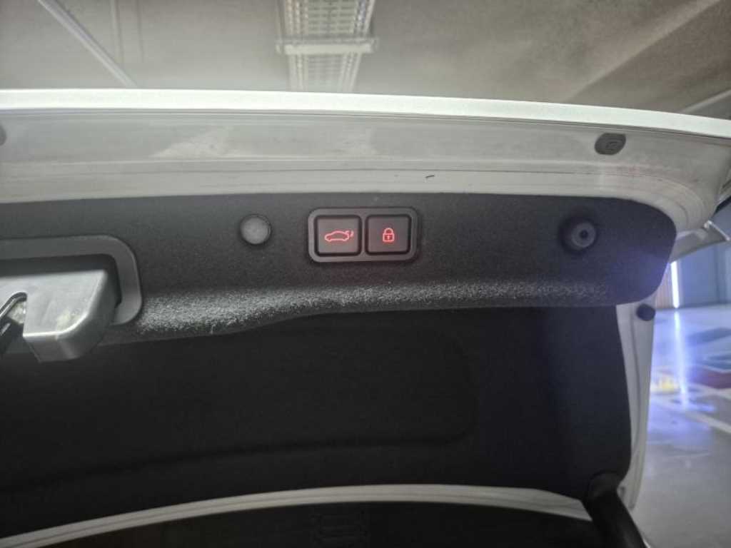 HYUNDAI Equus 2015 Plateado - Importación desde Corea - HF Imports Iquique - Foto 16