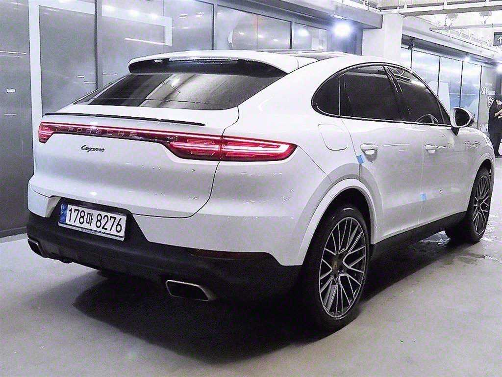 Porsche Cayenne - Vista 4