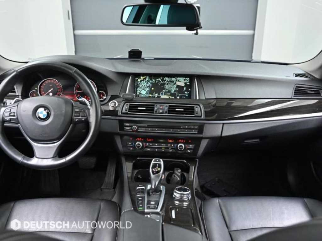 BMW 5 Series - Vista 7