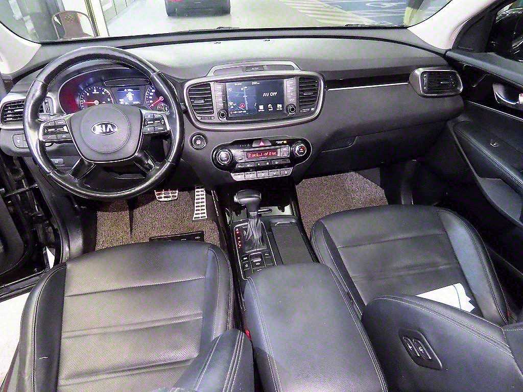 KIA Sorento - Vista 10