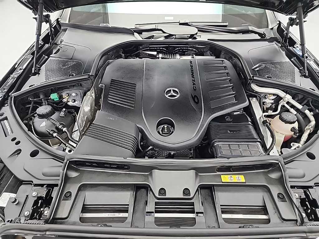 Mercedes Benz S Class - Vista 5