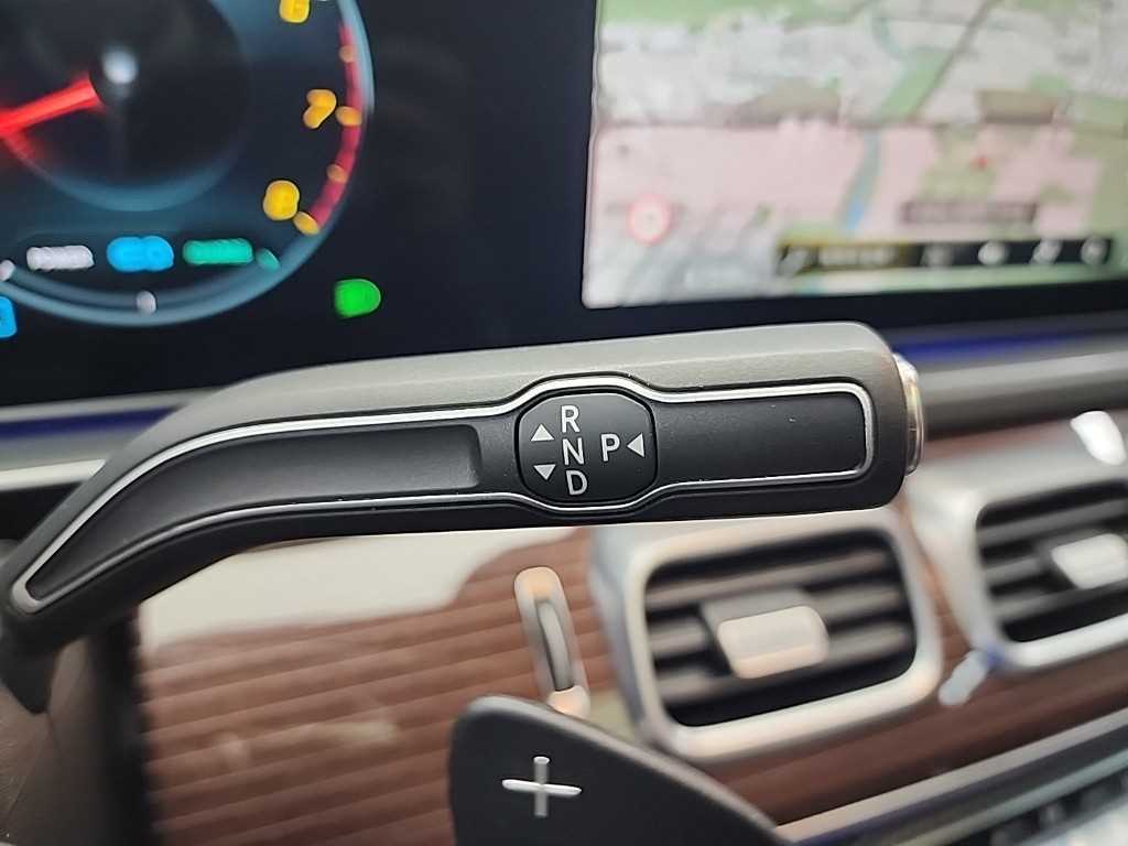 Mercedes Benz GLS Class - Vista 8