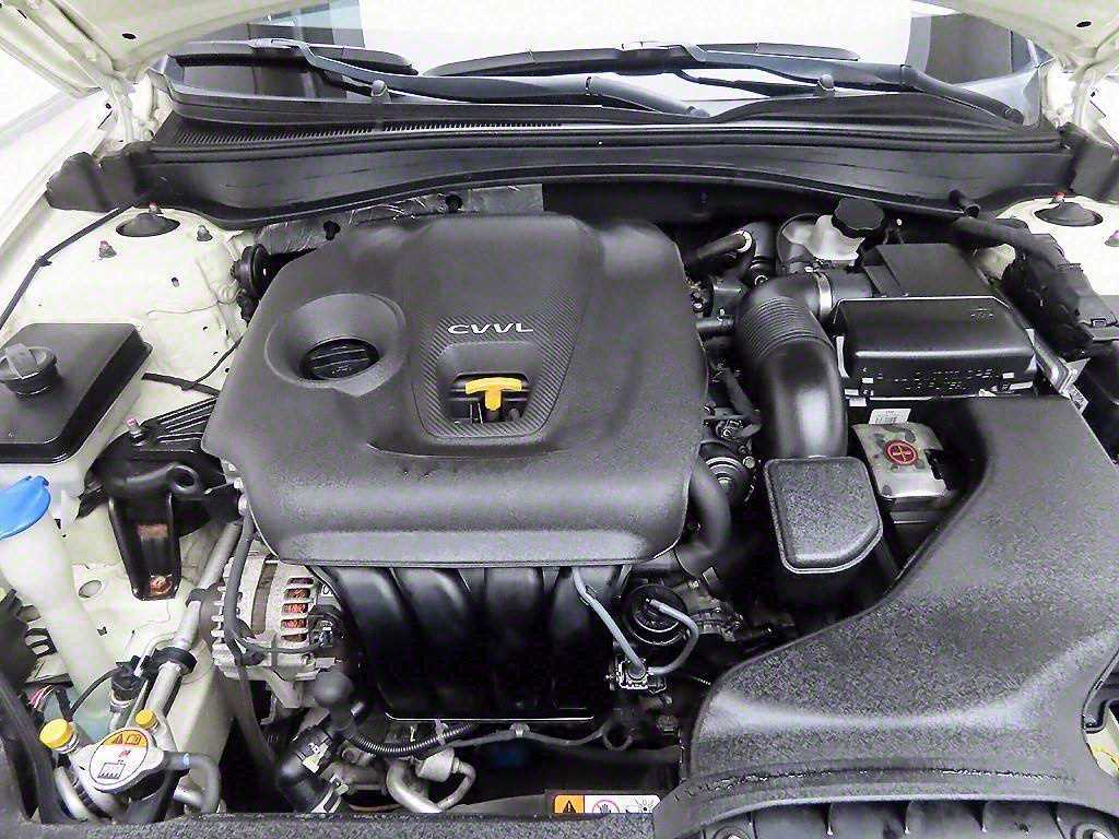 KIA K5 2016 Blanco - Importación desde Corea - HF Imports Iquique - Foto 19