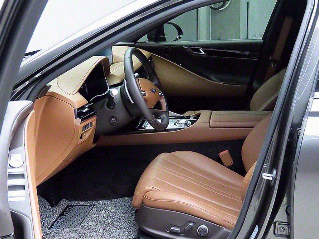 Genesis G80 - Vista 5