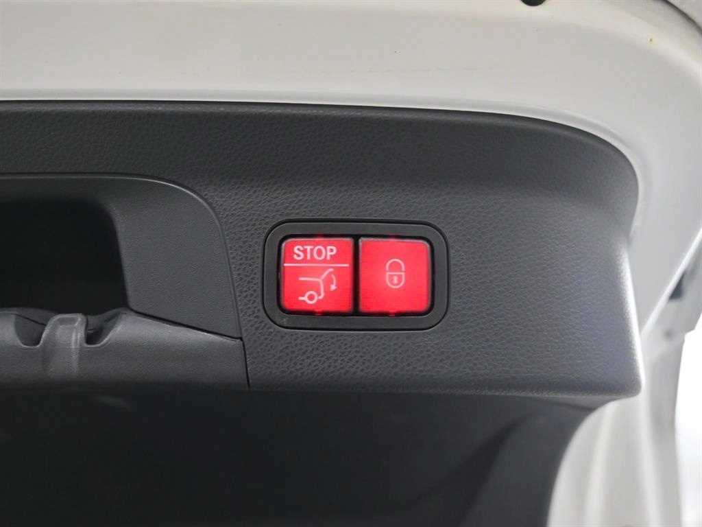 Mercedes Benz GLC Class 2018 Blanco - Importación desde Corea - HF Imports Iquique - Foto 20