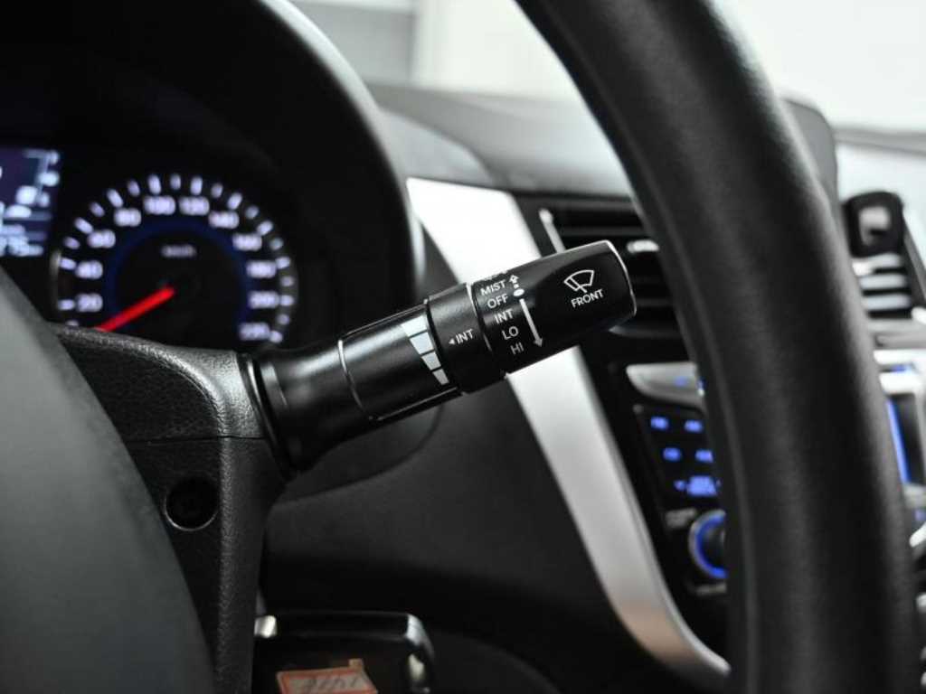 HYUNDAI Accent 2012 - Importación desde Corea - HF Imports Iquique - Foto 14