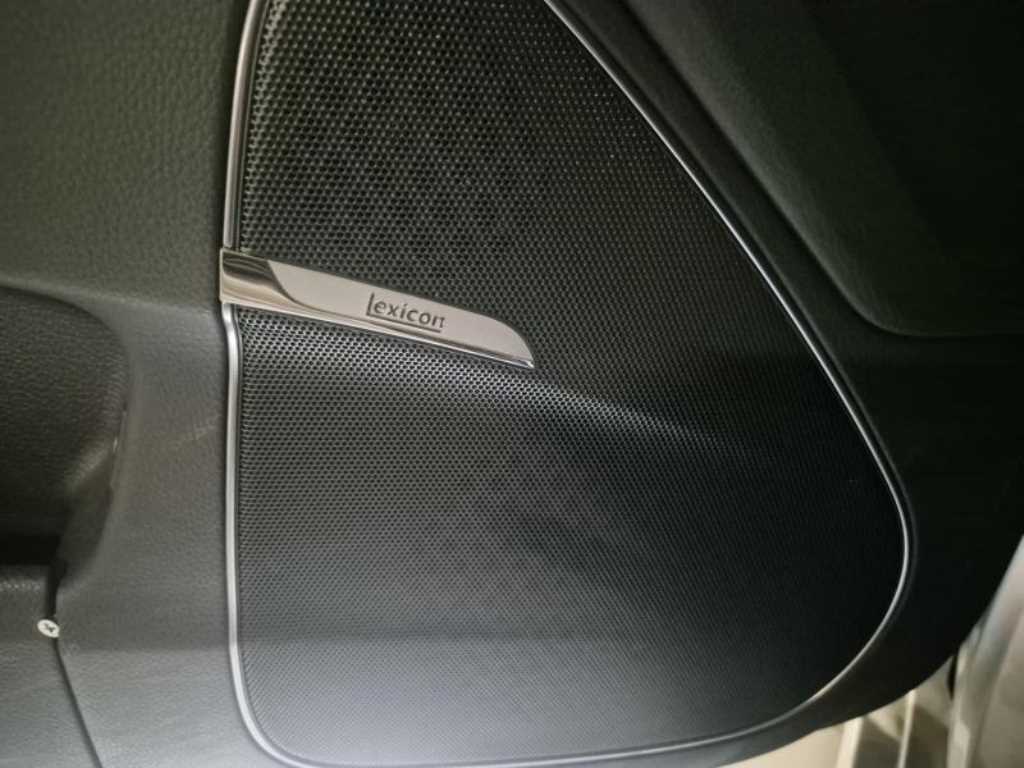 HYUNDAI Equus - Vista 10