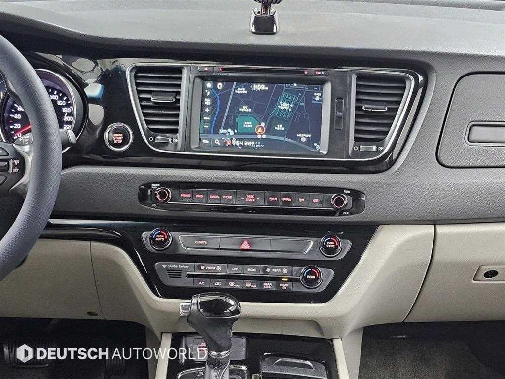 KIA Carnival 2016 Gris - Importación desde Corea - HF Imports Iquique - Foto 14