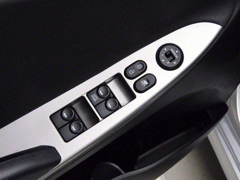 HYUNDAI Accent - Vista 11