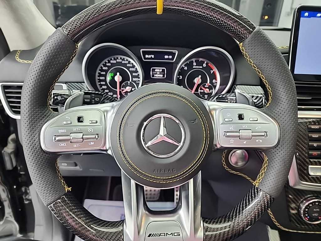 Mercedes Benz M Class - Vista 9