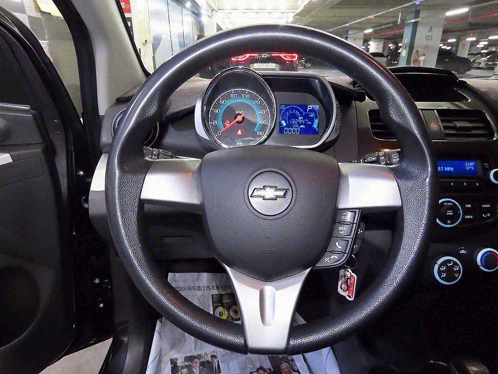 Chevrolet Spark - Vista 8