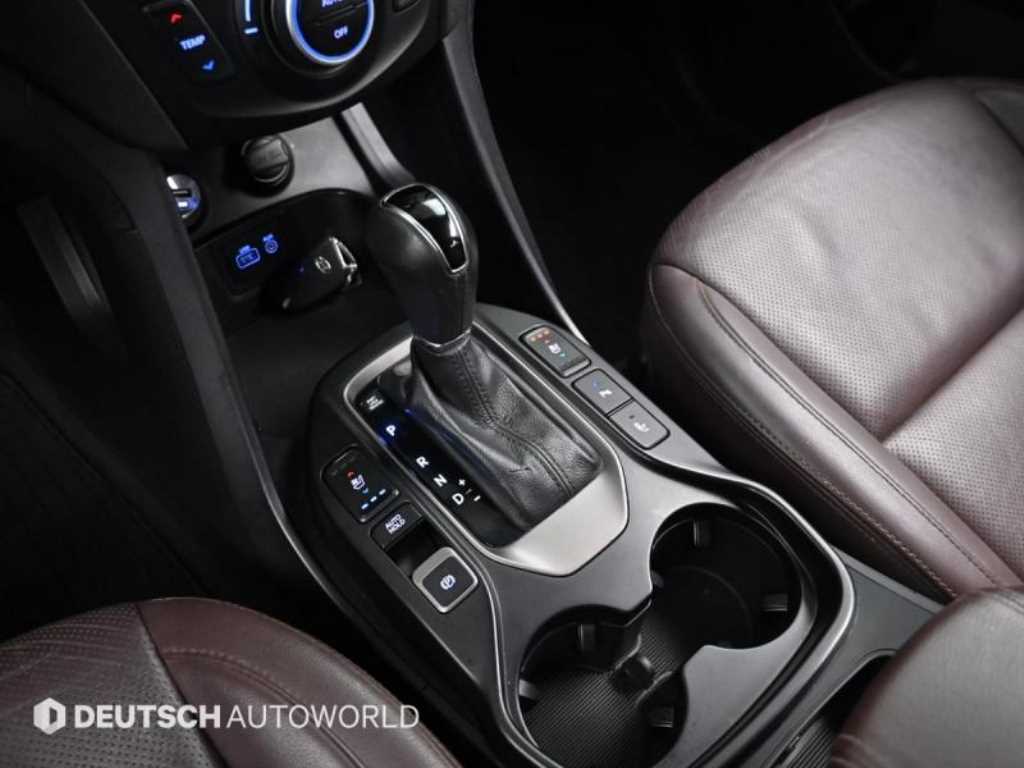 HYUNDAI Santa Fe - Vista 9