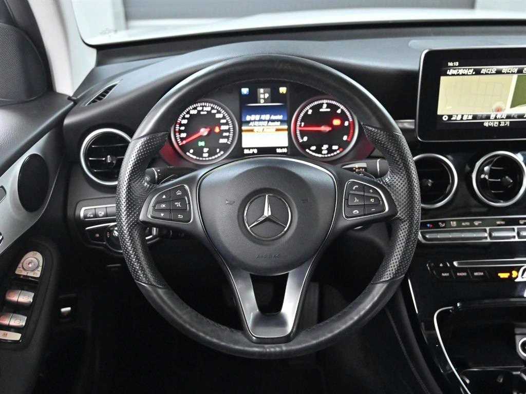 Mercedes Benz GLC Class 2018 Blanco - Importación desde Corea - HF Imports Iquique - Foto 13