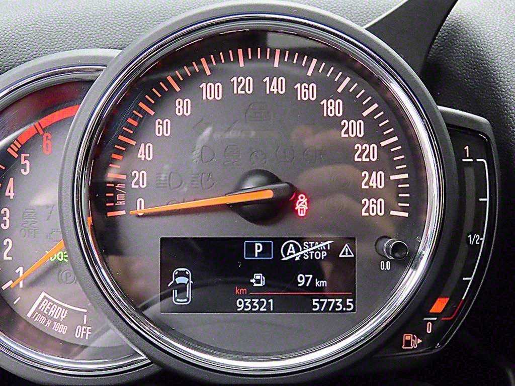 Mini Countryman - Vista 8