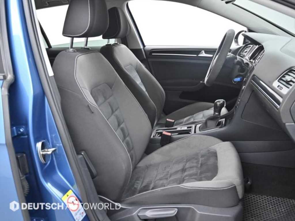 Volkswagen Golf - Vista 10