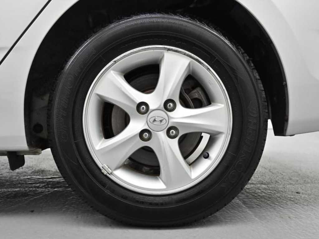 HYUNDAI Accent 2012 - Importación desde Corea - HF Imports Iquique - Foto 19