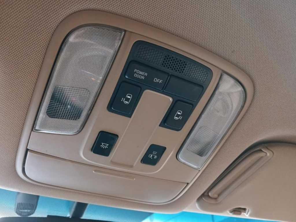 KIA Carnival 2018 Blanco - Importación desde Corea - HF Imports Iquique - Foto 14