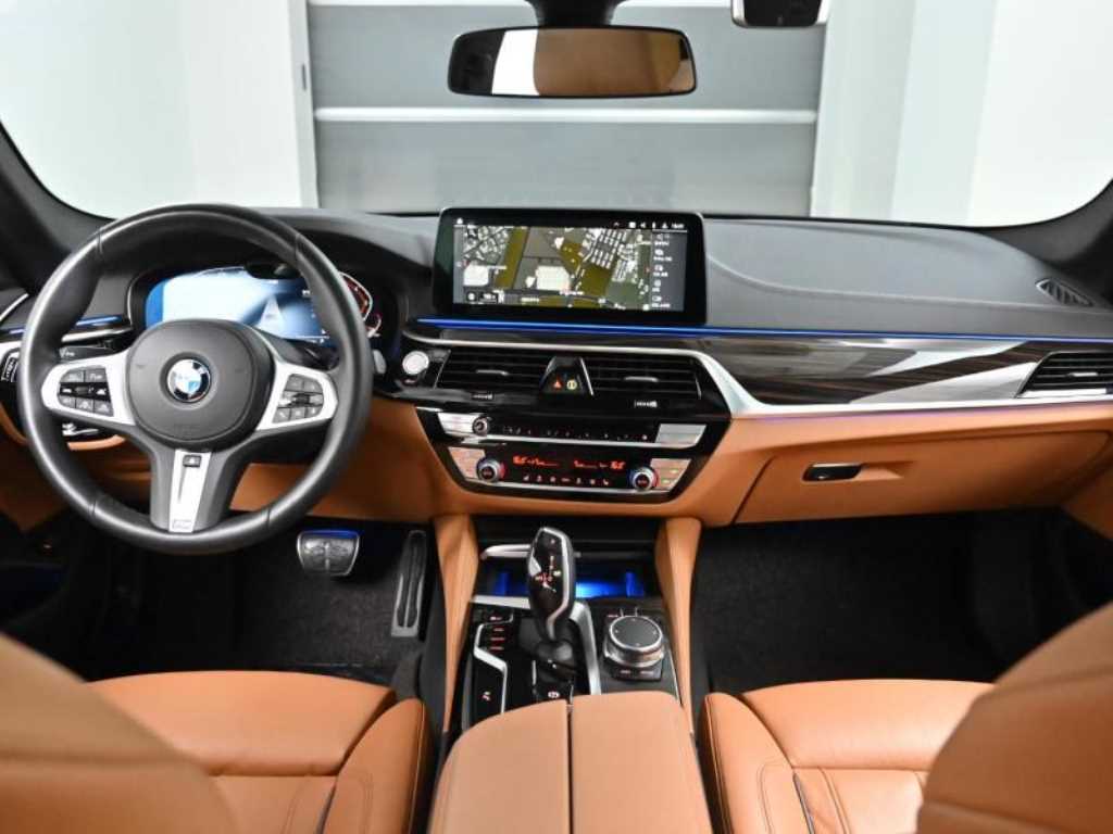 BMW 5 Series - Vista 7