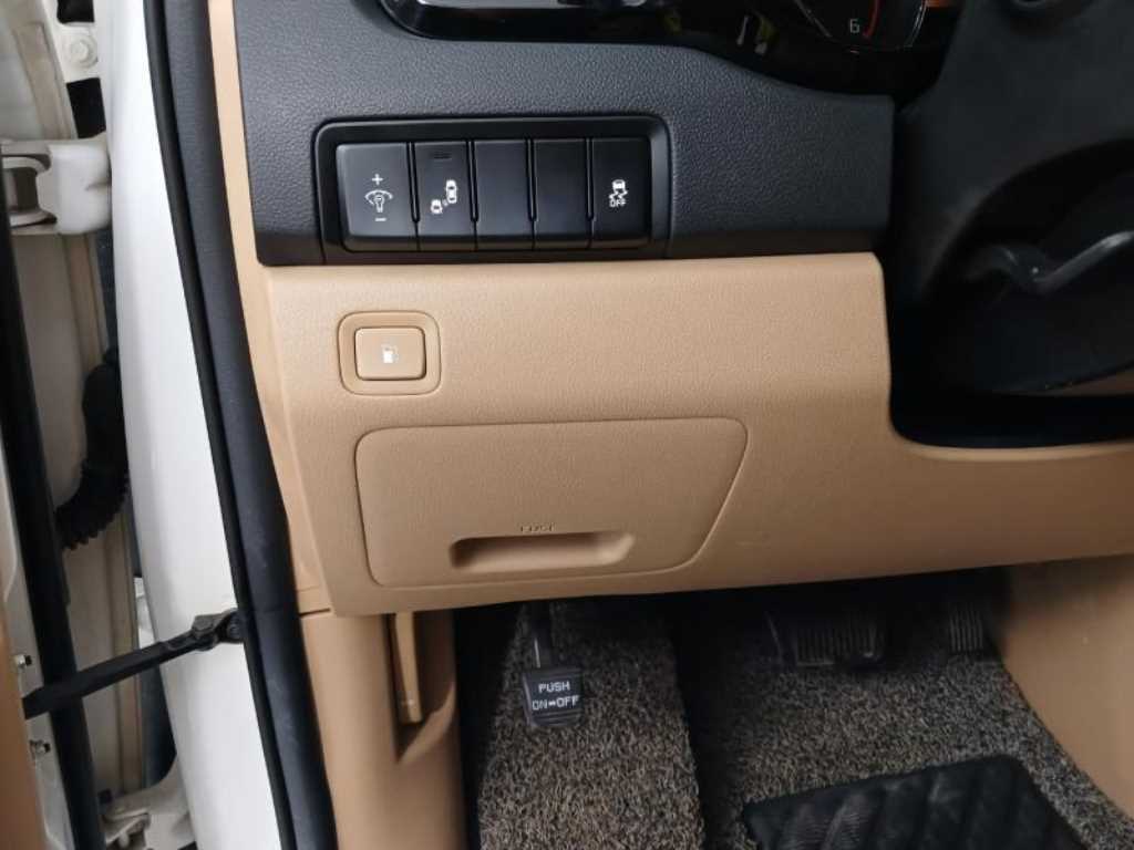 KIA Carnival 2018 Blanco - Importación desde Corea - HF Imports Iquique - Foto 15