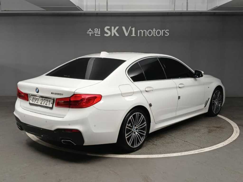 BMW 5 Series - Vista 4