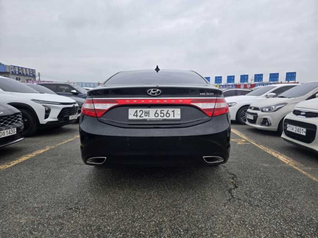 HYUNDAI Grandeur - Vista 4