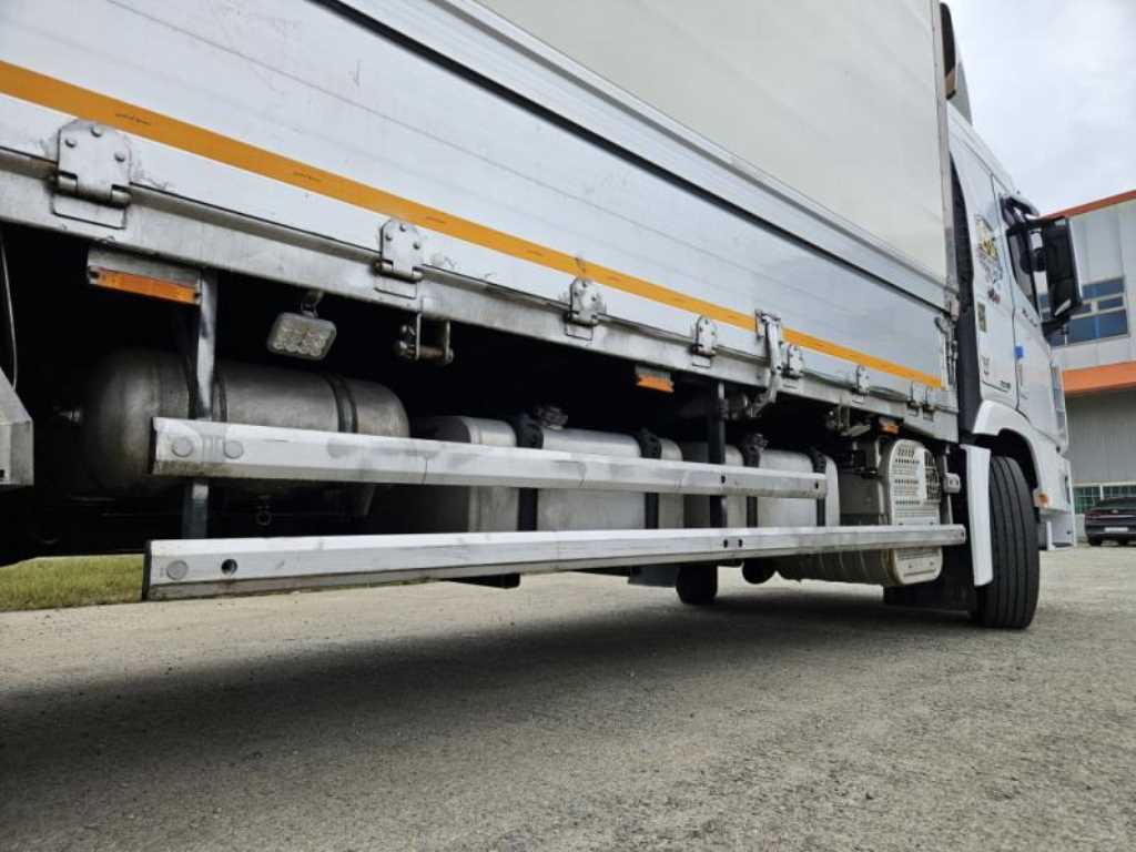 medium and large cargo truck 2018 Blanco - Importación desde Corea - HF Imports Iquique - Foto 19