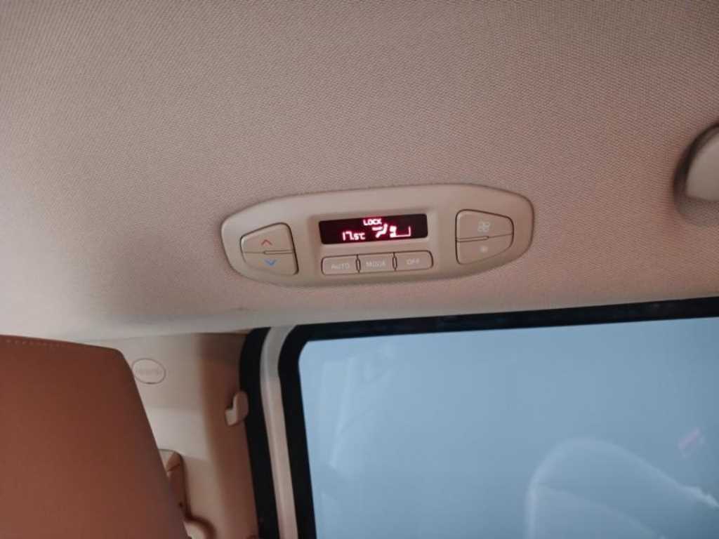 KIA Carnival 2018 Blanco - Importación desde Corea - HF Imports Iquique - Foto 17