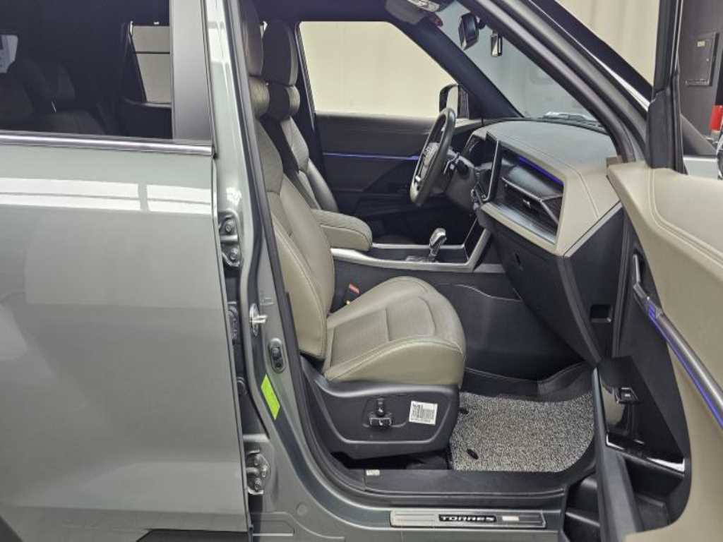 Ssangyong Torres - Vista 11