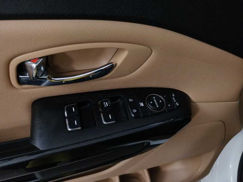 KIA Carnival 2018 Blanco - Importación desde Corea - HF Imports Iquique - Foto 16