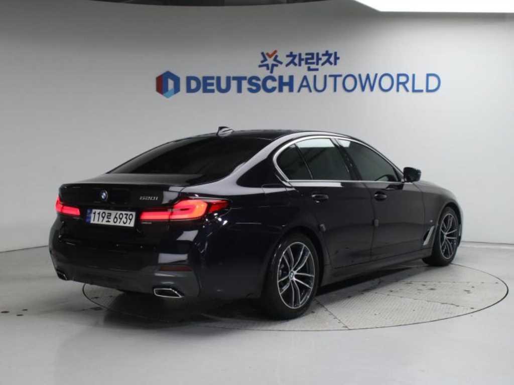 BMW 5 Series - Vista 2