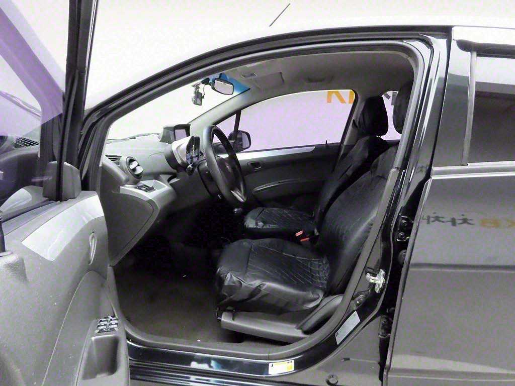 Chevrolet Spark - Vista 12