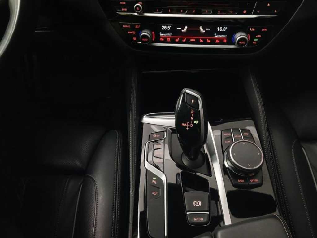 BMW 5 Series 2019 Blanco - Importación desde Corea - HF Imports Iquique - Foto 15