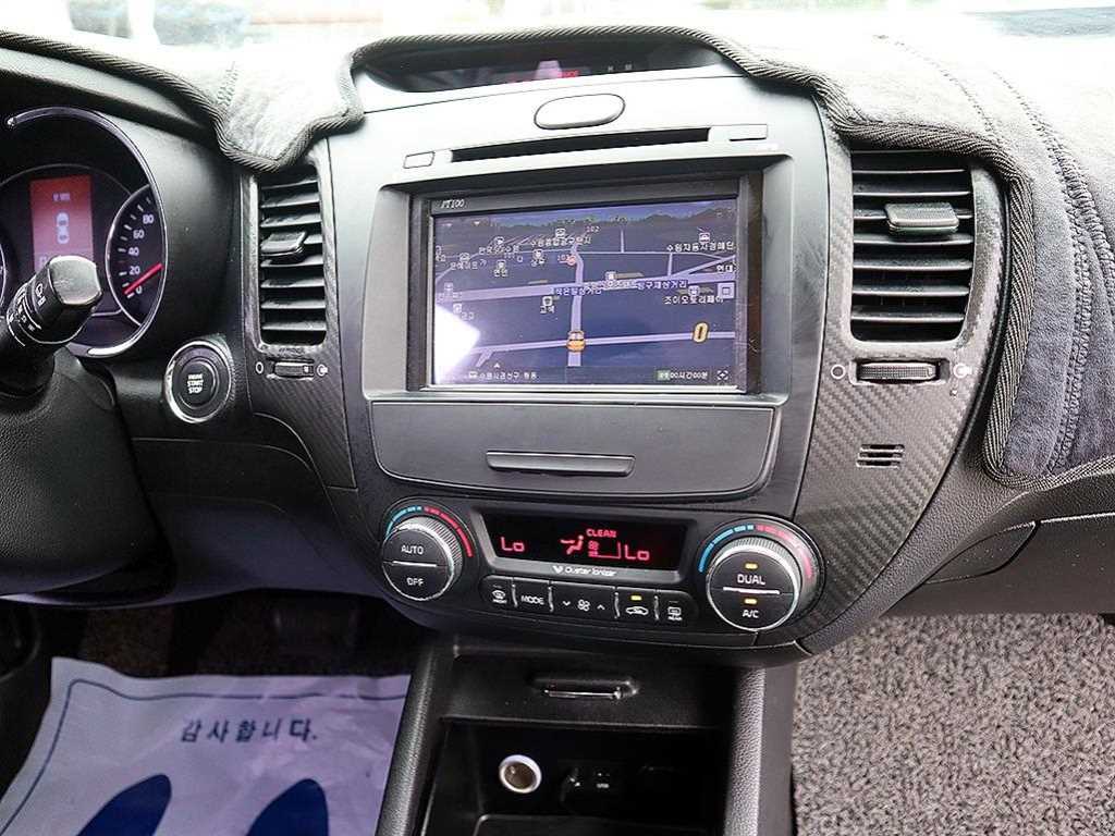 KIA K3 - Vista 11