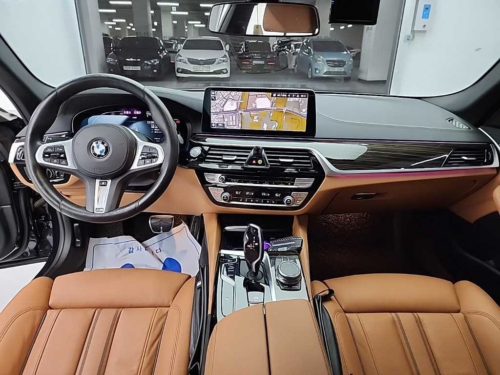 BMW 5 Series - Vista 7